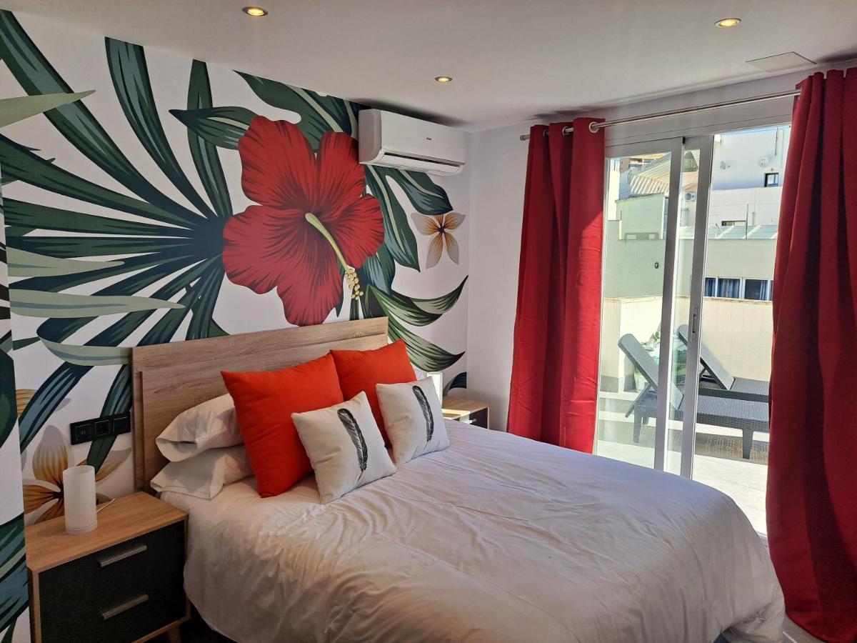 Levante Suites Benidorm Exterior photo