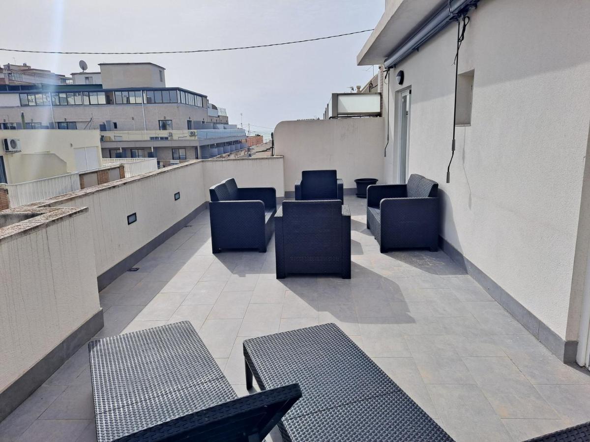 Levante Suites Benidorm Exterior photo
