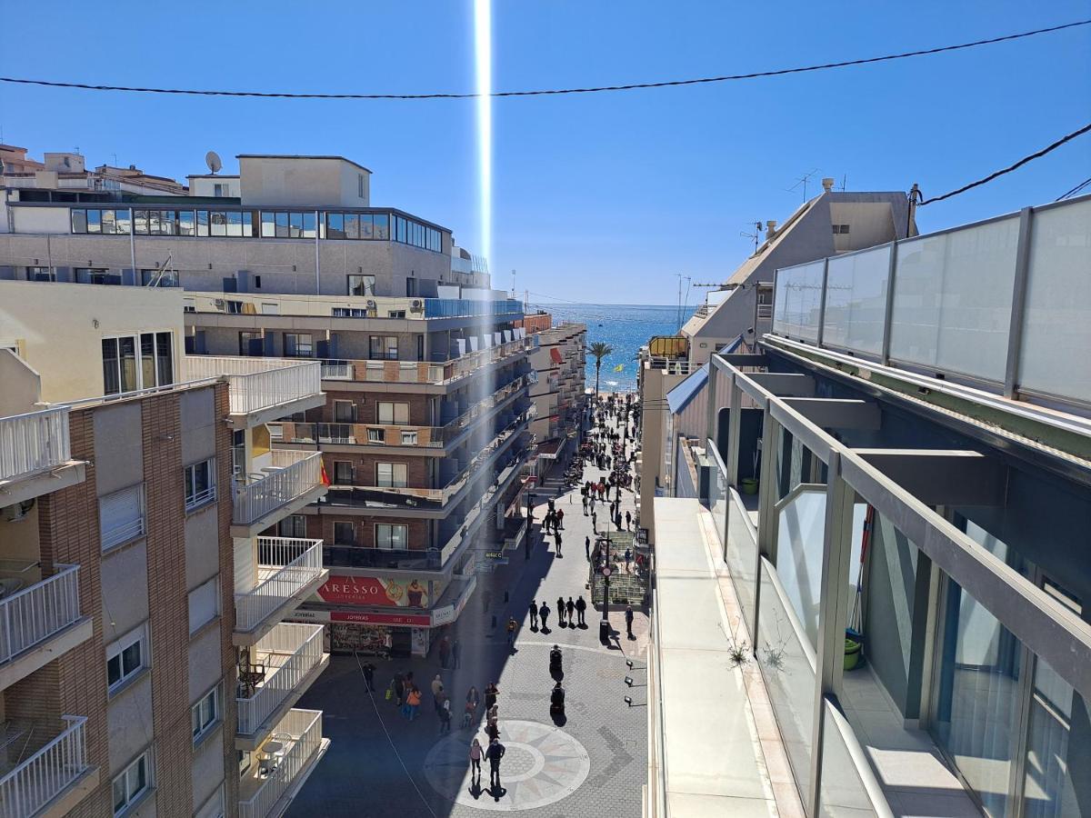Levante Suites Benidorm Exterior photo